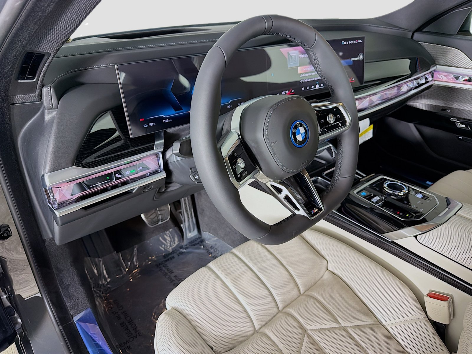 New 2026 BMW i7 xDrive60 AWD/4WD image 9