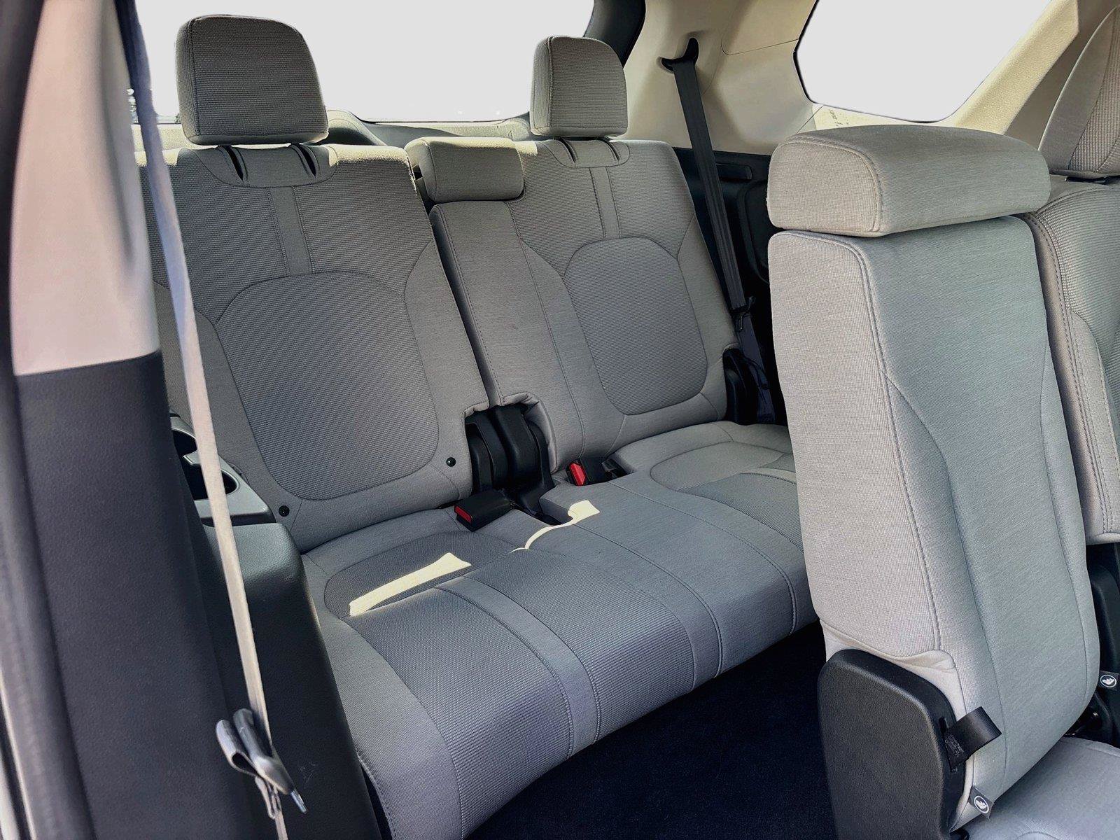 Certified 2023 Honda Pilot LX image 35