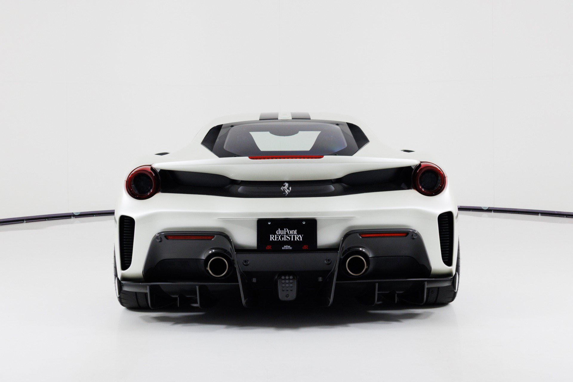 Used 2020 Ferrari 488 Pista Coupe RWD image 4