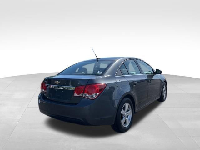 Used 2013 Chevrolet Cruze LT w/ Technology Package FWD image 5