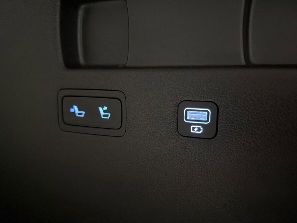 Used 2020 Hyundai Palisade Limited image 39