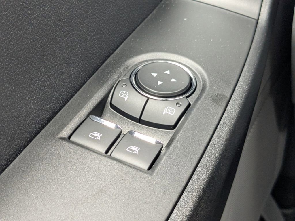 New 2025 Ford F550 4x4 Regular Cab Super Duty image 19