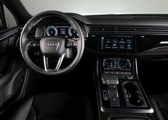 Certified 2025 Audi Q7 2.0T Premium Plus w/ Premium Plus Package image 13