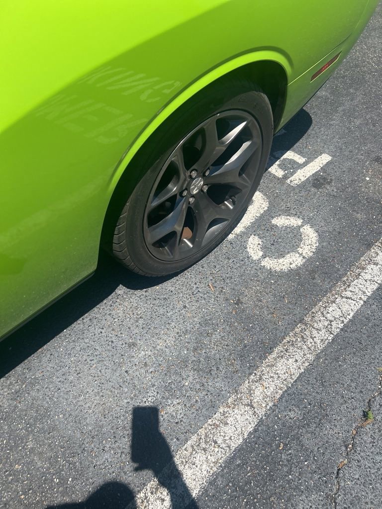 Used 2015 Dodge Challenger R/T Plus RWD image 3