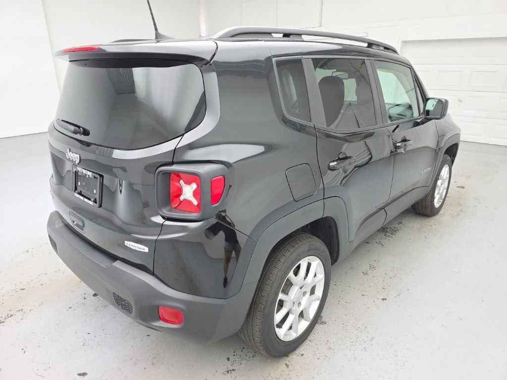 Used 2021 Jeep Renegade Latitude w/ Convenience Group AWD/4WD image 12