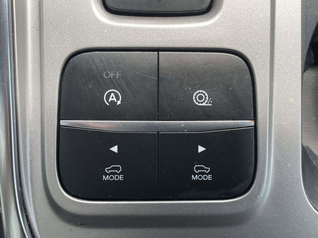 Certified 2021 Ford Explorer Limited w/ Equipment Group 301A image 24