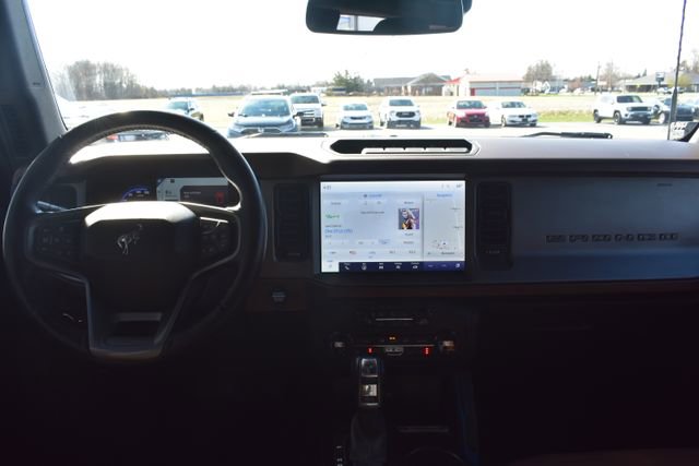 Used 2023 Ford Bronco Outer Banks w/ Sasquatch Package AWD/4WD image 40