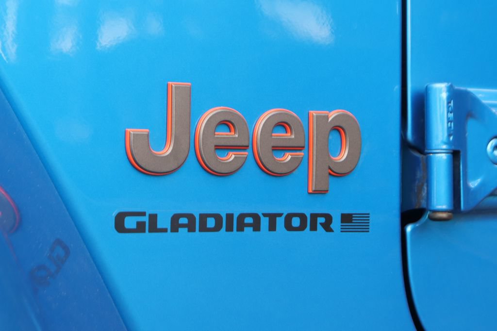 Used 2023 Jeep Gladiator Mojave w/ Trailer Tow Package AWD/4WD image 48