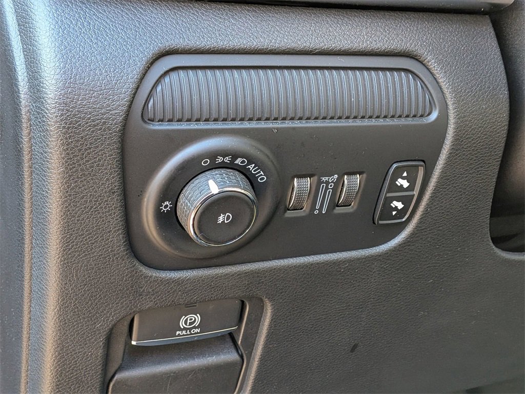 Used 2023 Jeep Wagoneer Series II image 14