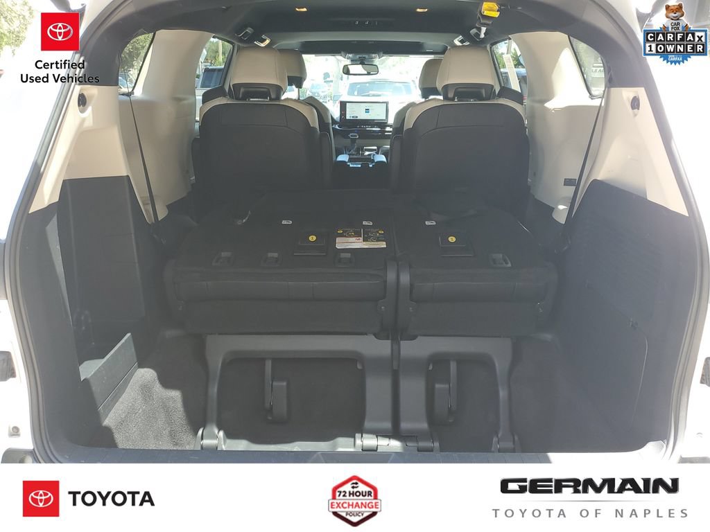 Certified 2025 Toyota Sienna Limited FWD image 25