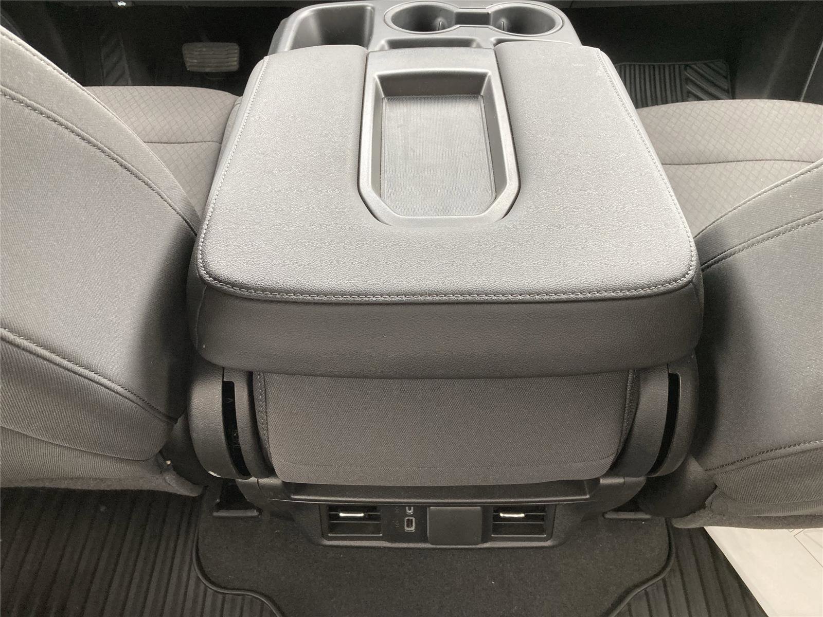 New 2026 GMC Sierra 1500 Elevation image 13