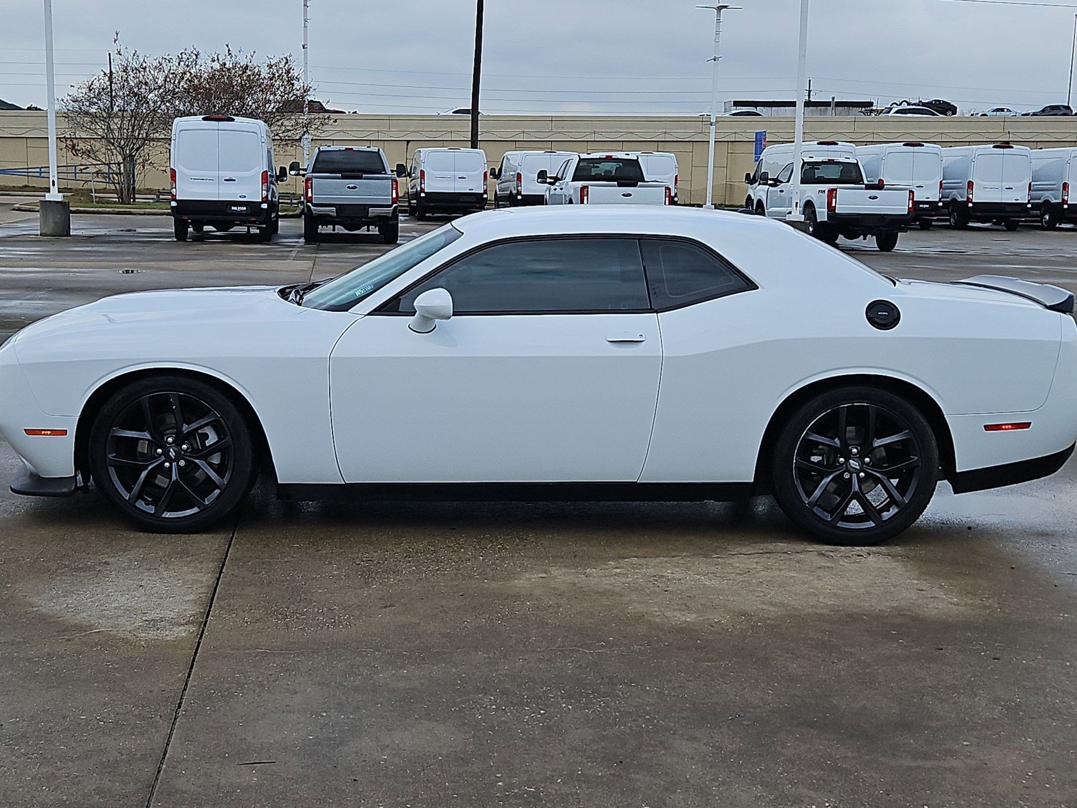 Used 2021 Dodge Challenger GT w/ Blacktop Package image 7