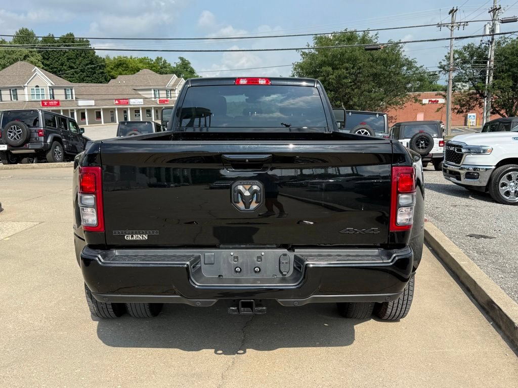 Used 2024 RAM 3500 Big Horn w/ Night Edition AWD/4WD image 7