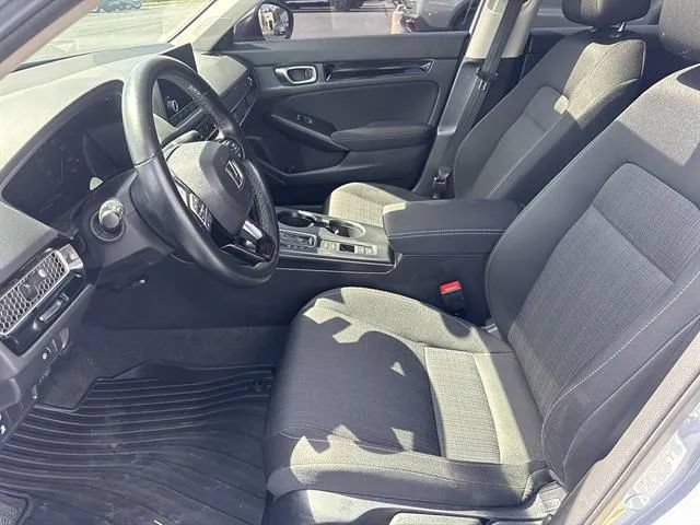 Used 2023 Honda Civic EX image 9