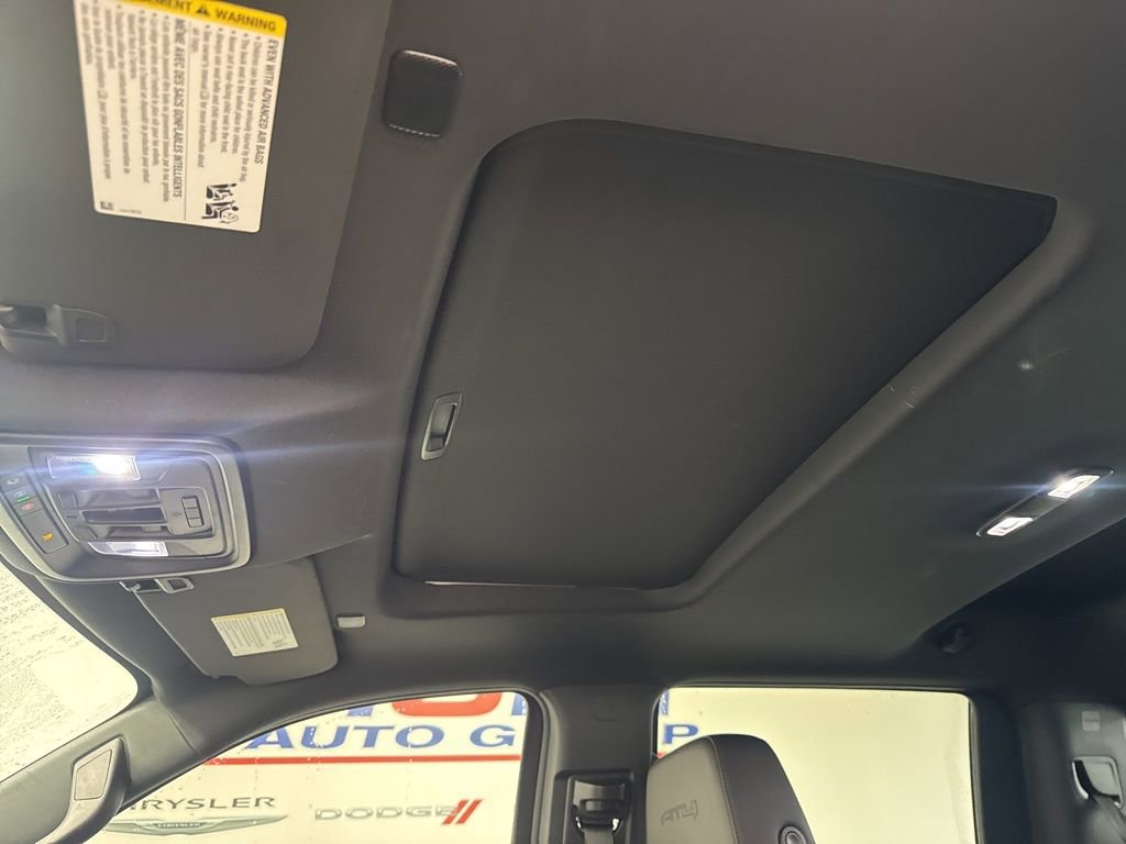 Used 2023 GMC Sierra 1500 AT4 w/ Technology Package image 20