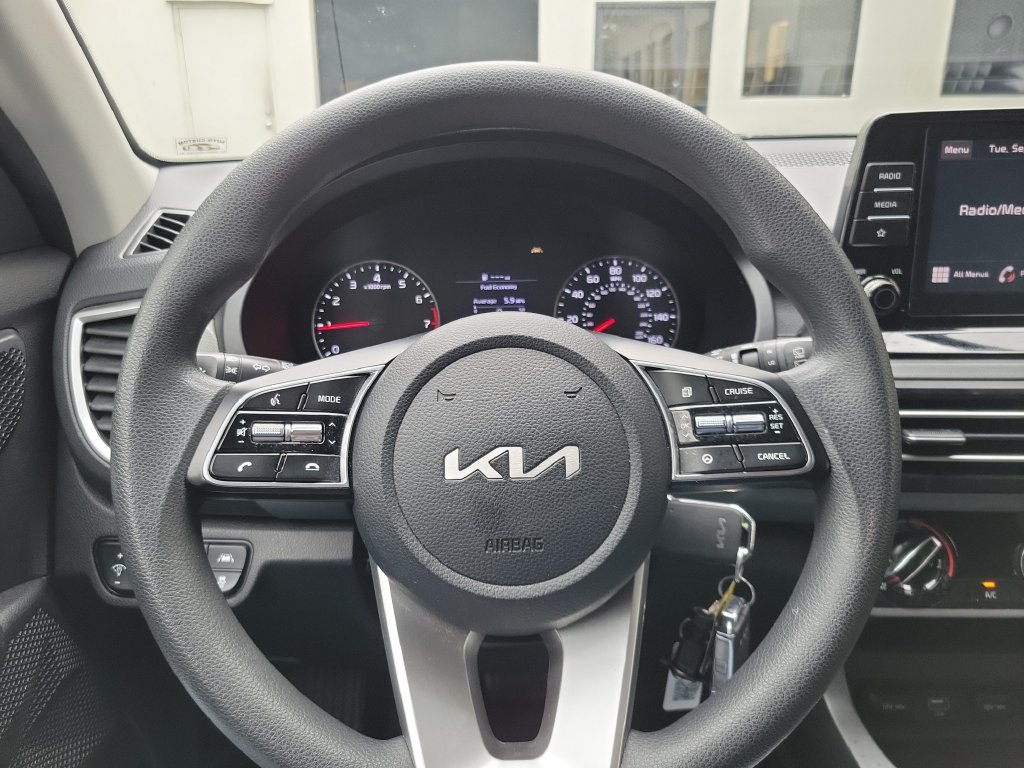 Certified 2023 Kia Seltos LX AWD/4WD image 19