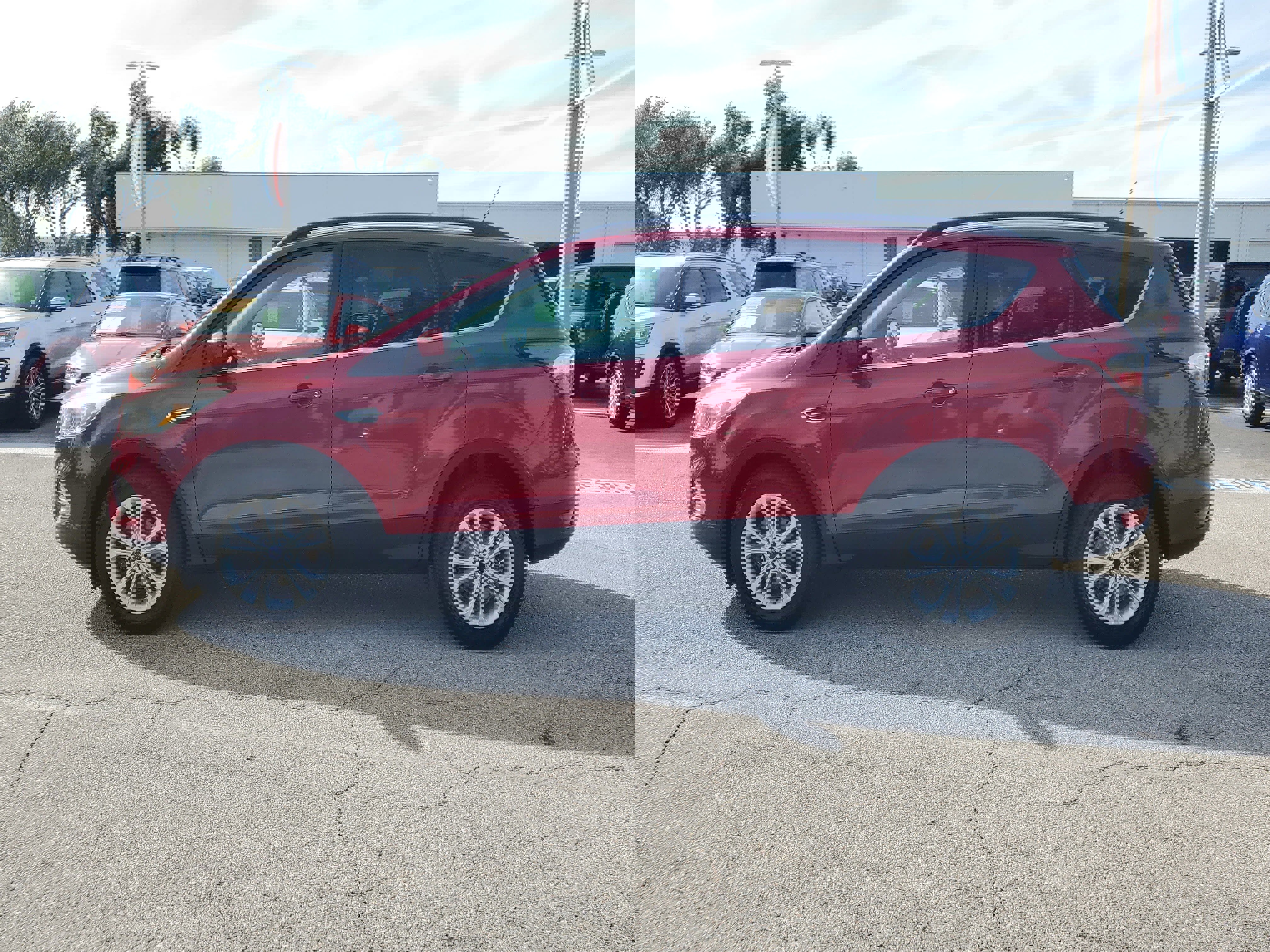 Used 2017 Ford Escape SE image 6
