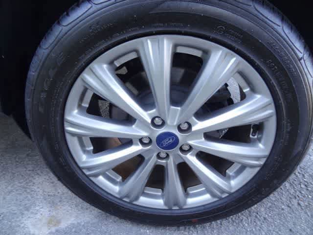 Used 2017 Ford Escape Titanium FWD image 38