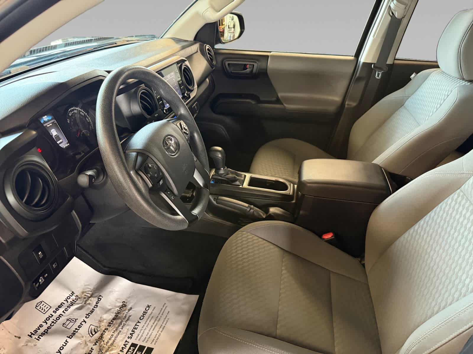 Used 2023 Toyota Tacoma SR AWD/4WD image 11