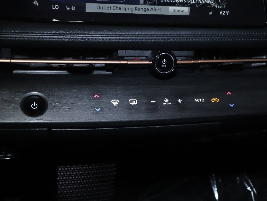 Certified 2023 Nissan Ariya FWD image 28