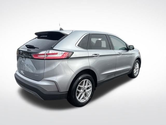 Used 2024 Ford Edge SEL image 6