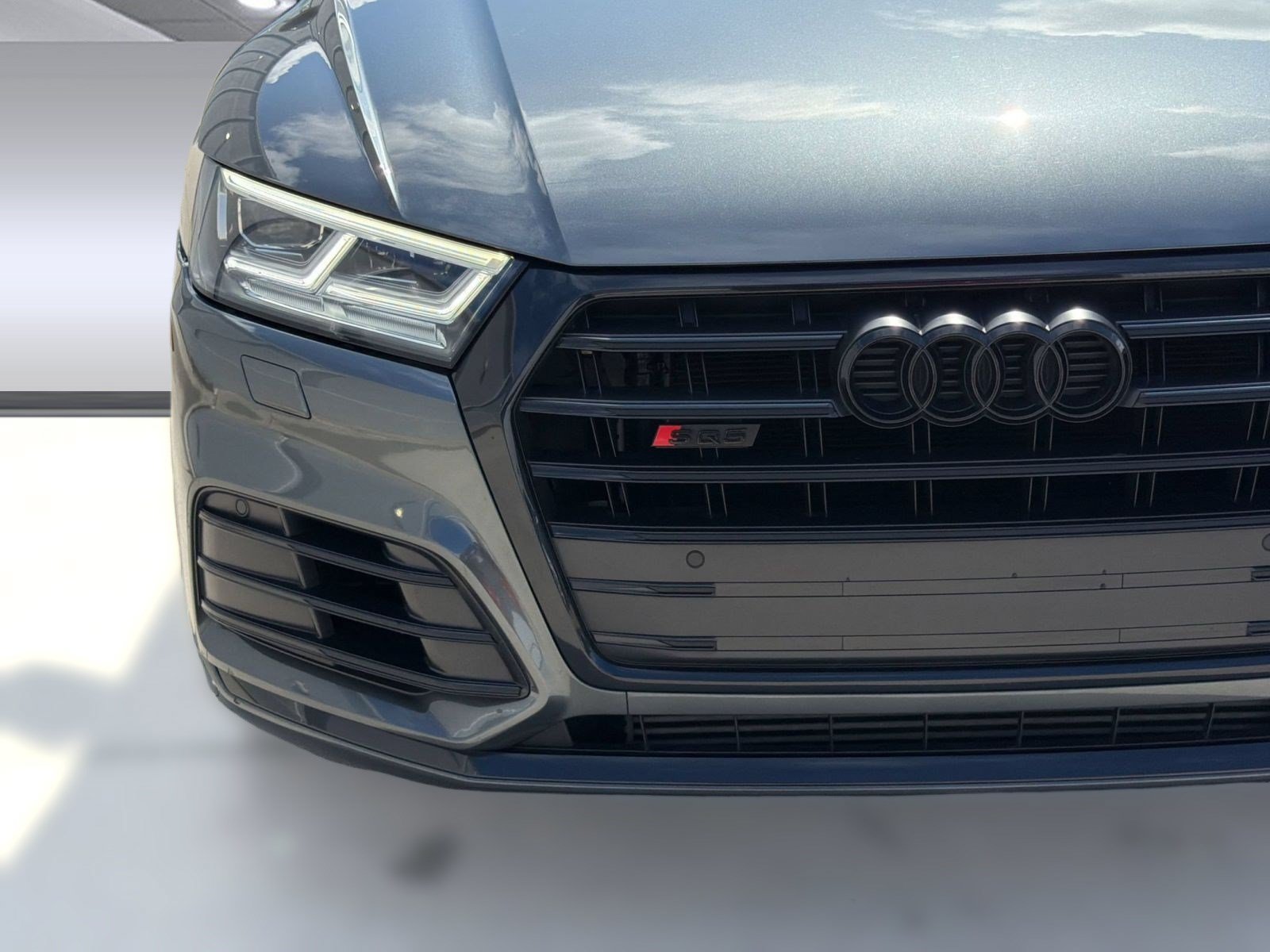 Used 2020 Audi SQ5 Premium Plus w/ Premium Plus Package AWD/4WD image 29