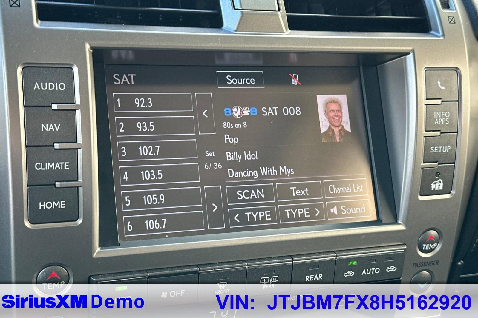 Used 2017 Lexus GX 460 Premium w/ Premium Package image 40