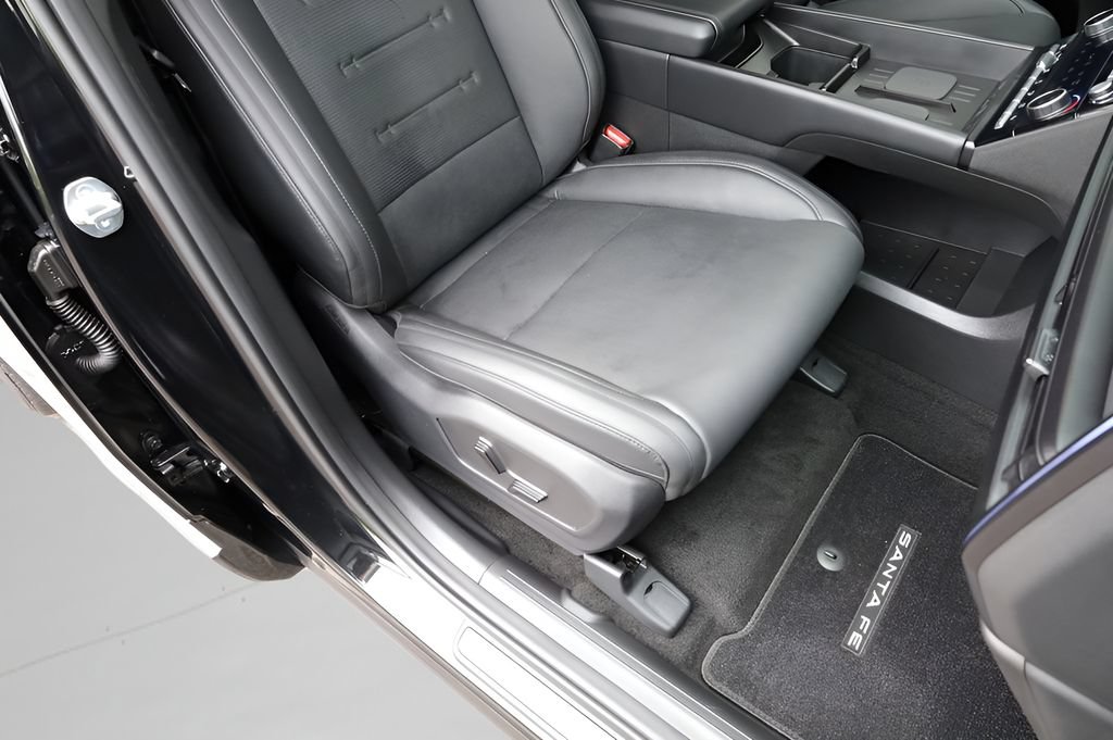 Used 2025 Hyundai Santa Fe Calligraphy AWD/4WD image 26