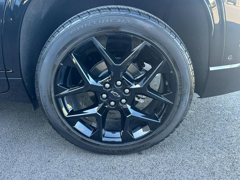 Used 2025 Chevrolet Traverse RS image 21