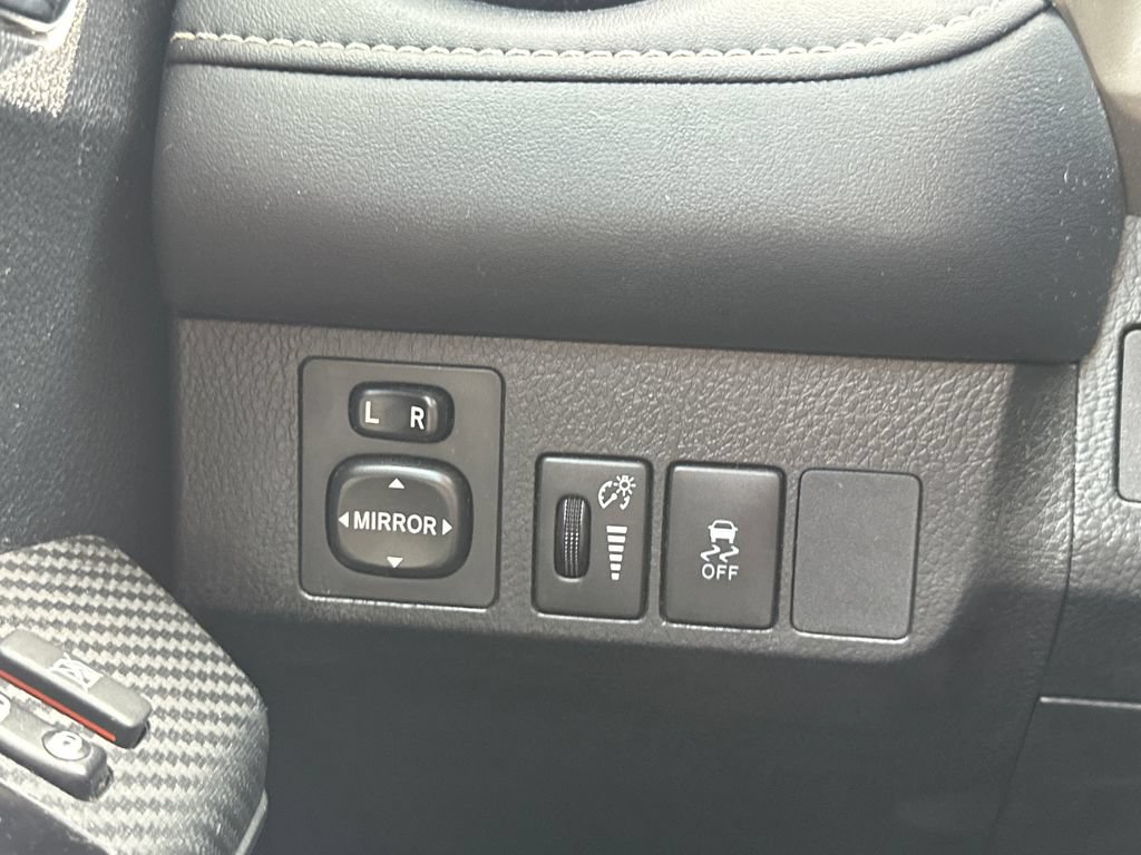 Used 2014 Toyota RAV4 XLE FWD image 19