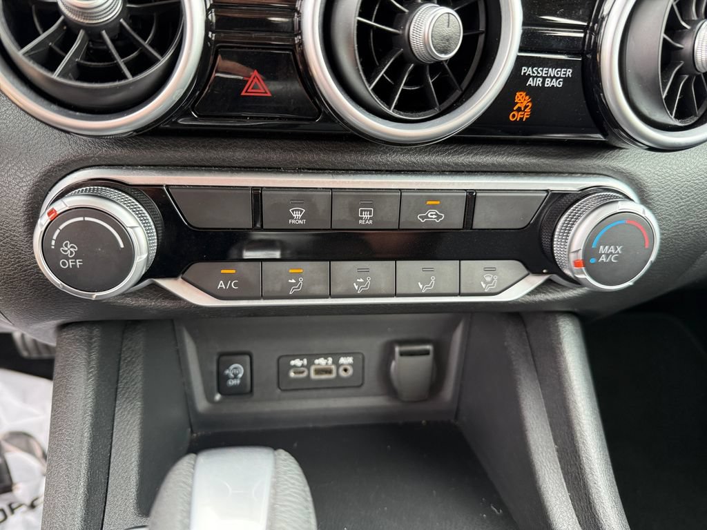 Used 2025 Nissan Sentra SV FWD image 29