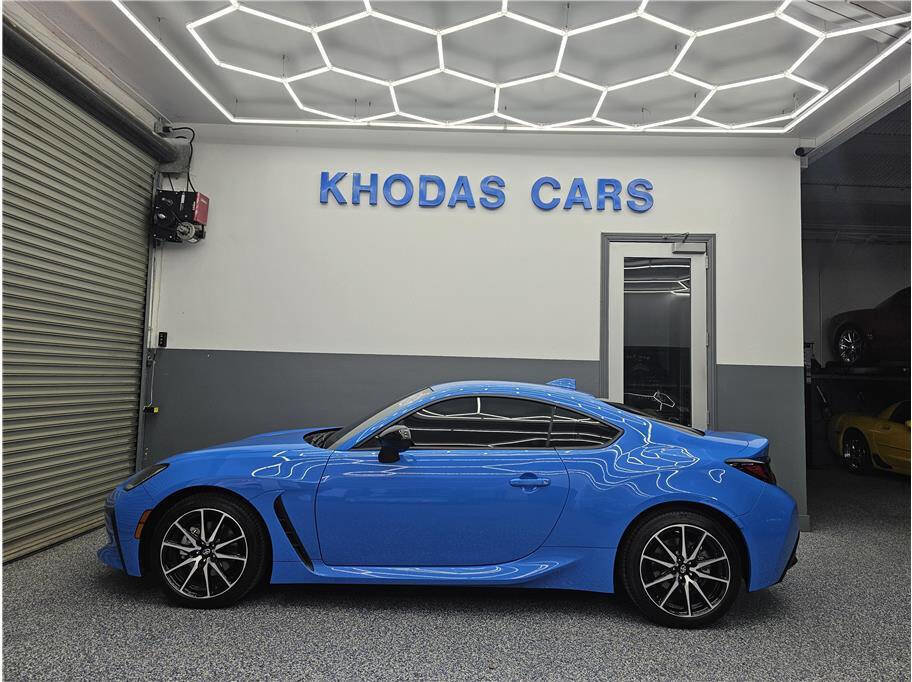 Used 2023 Toyota GR86 w/ ALL Weather Mat Package (TMS) image 1