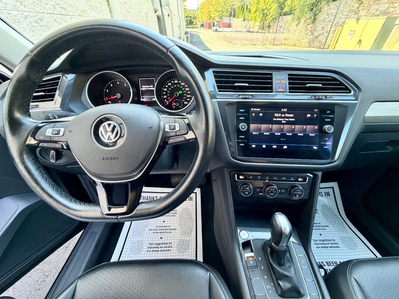 Used 2019 Volkswagen Tiguan SE image 32