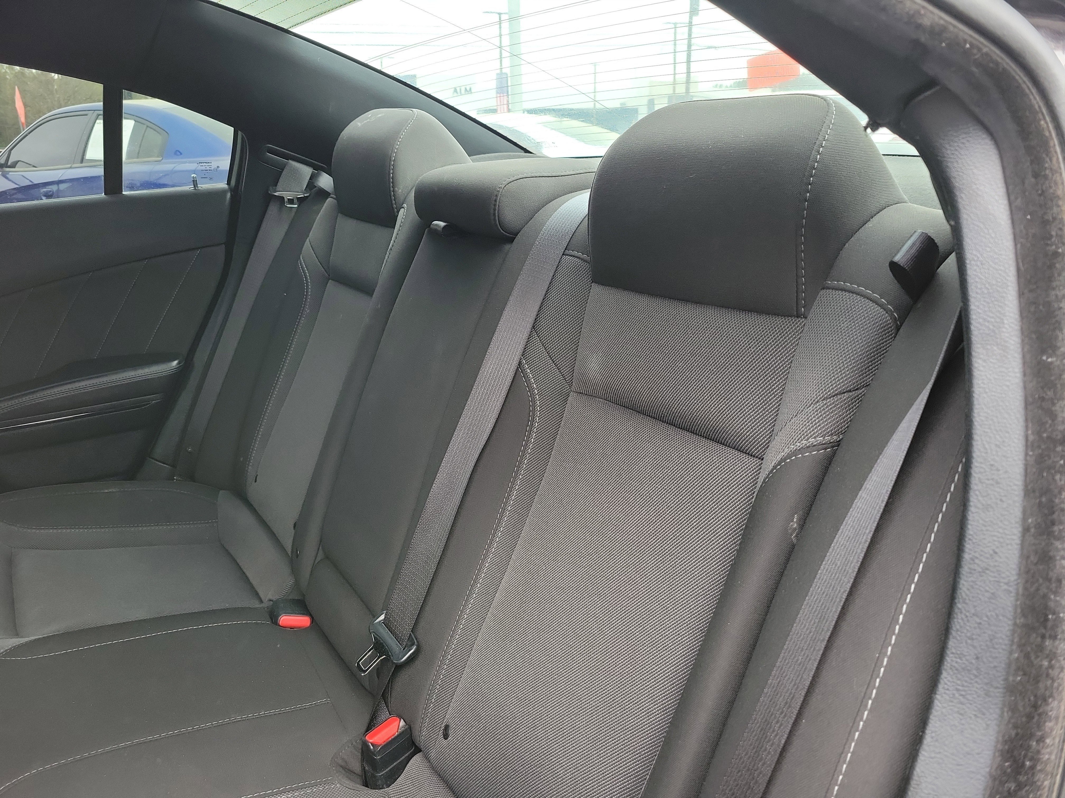 Used 2022 Dodge Charger SXT w/ Blacktop Package image 10