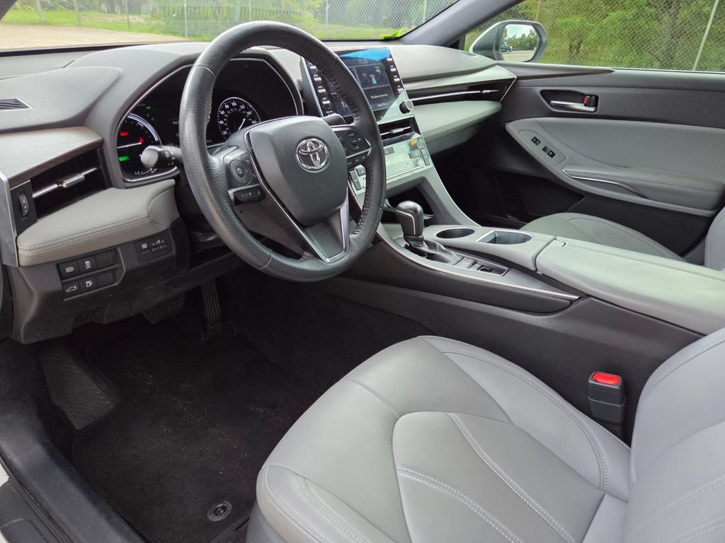 Certified 2021 Toyota Avalon XLE FWD image 25