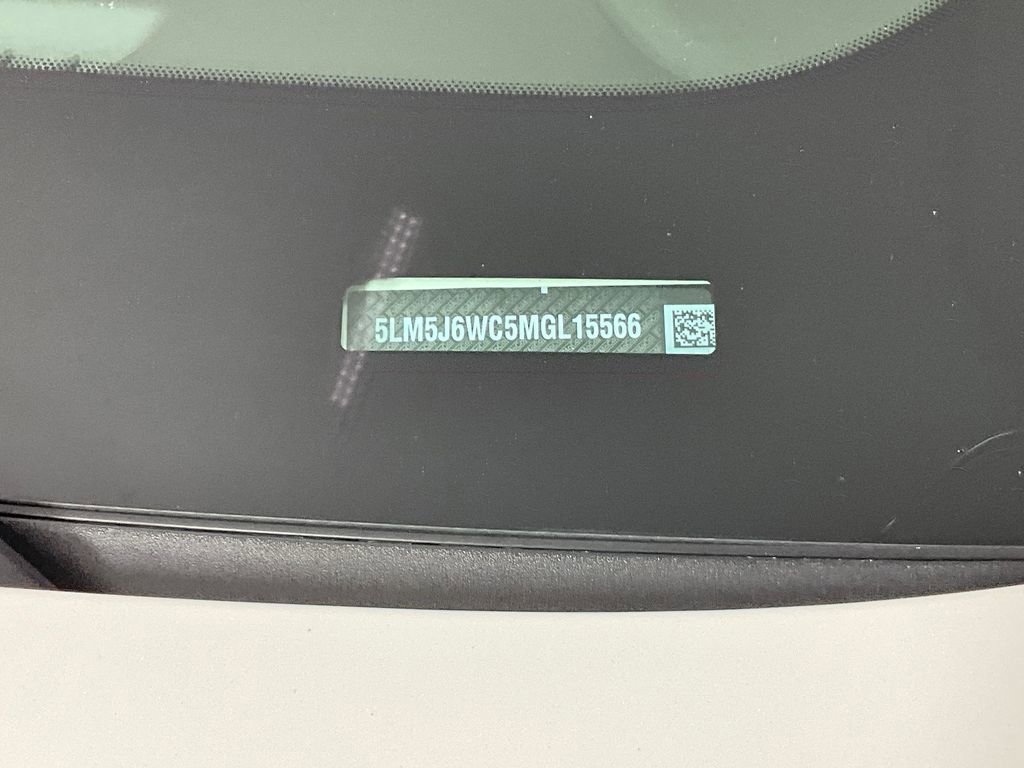 Used 2021 Lincoln Aviator 2WD image 30