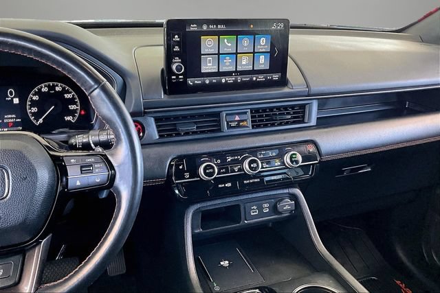Used 2025 Honda Pilot TrailSport image 9
