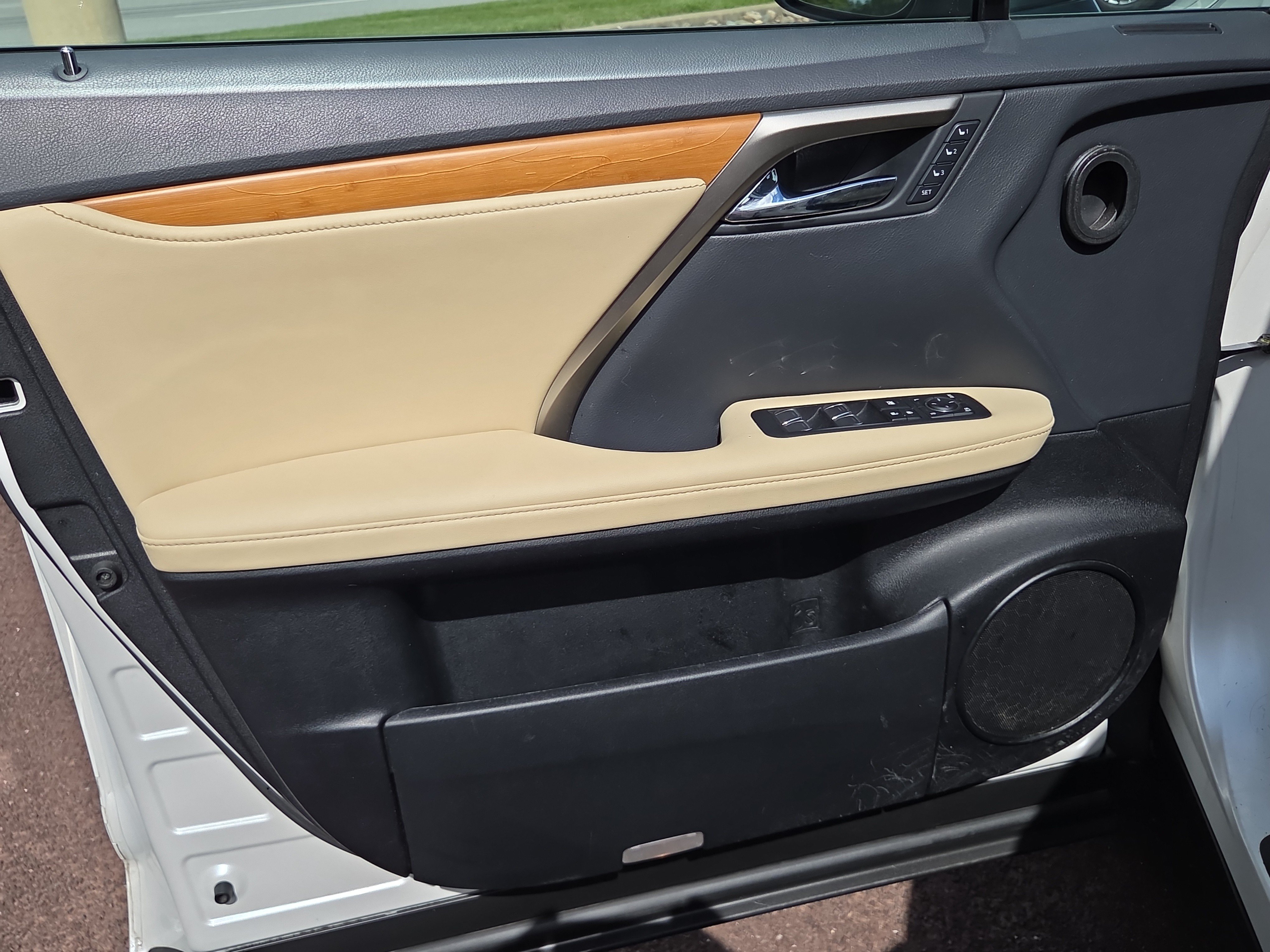 Certified 2022 Lexus RX 350 AWD w/ Premium Package image 14