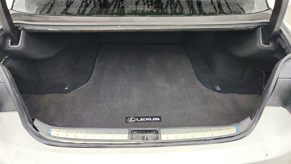 Used 2022 Lexus LS 500 w/ Accessory Package (Z2) image 22