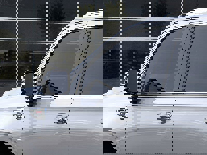 New 2026 GMC Yukon Elevation image 12