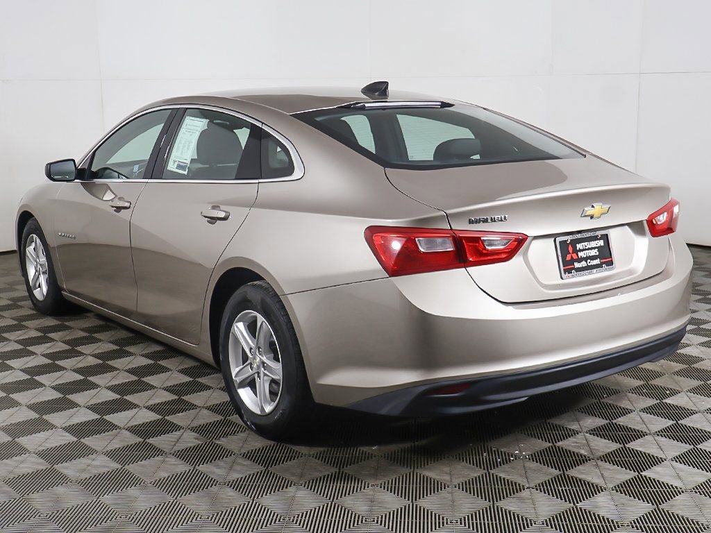Used 2022 Chevrolet Malibu LS image 6