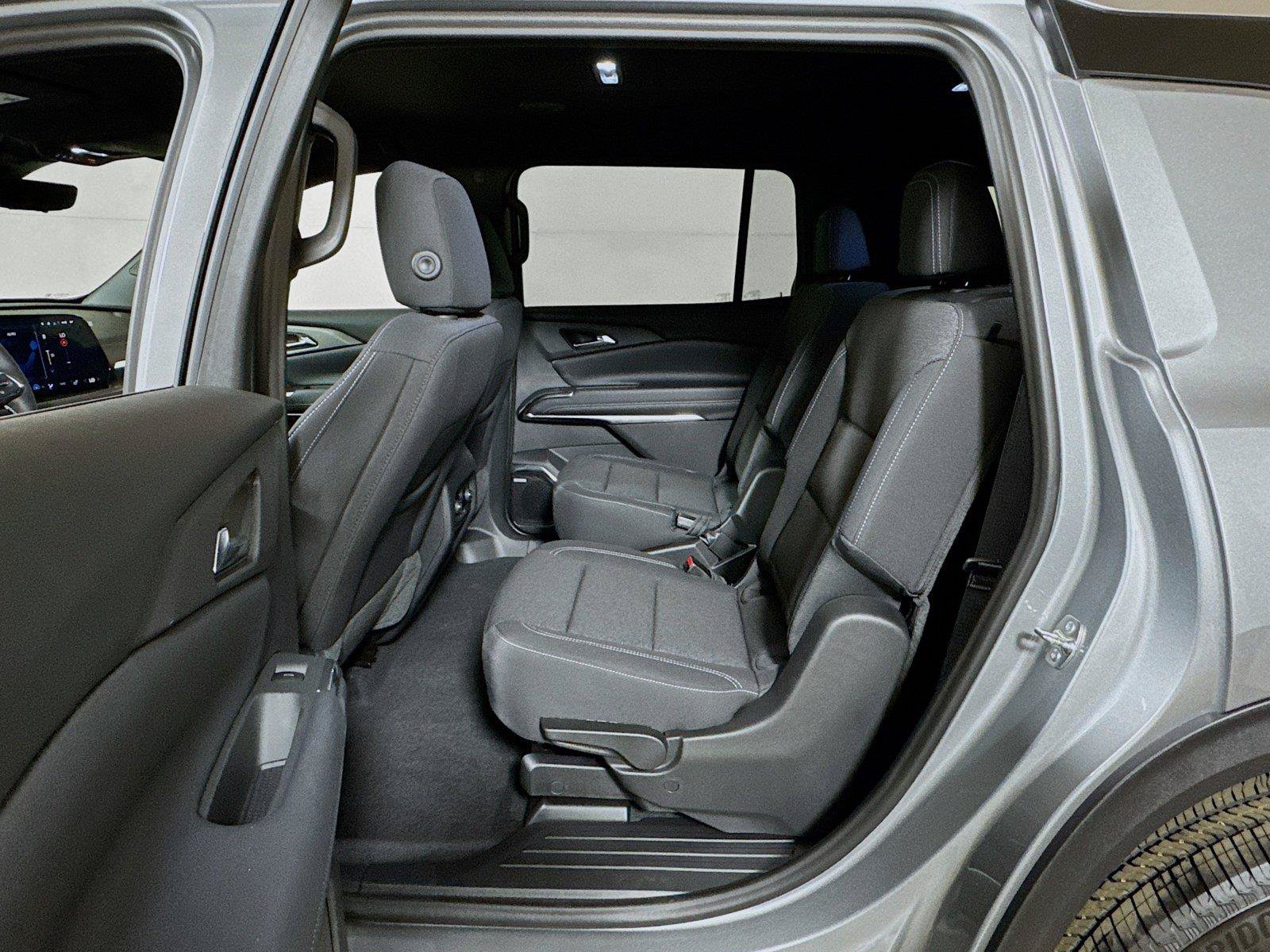 New 2026 Chevrolet Traverse LT w/ Enhanced Driving Package FWD image 13
