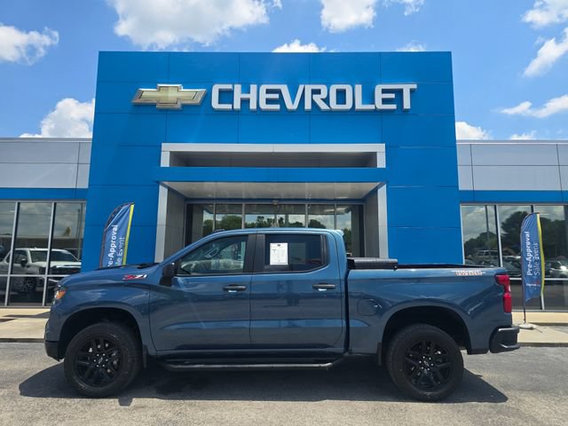 Used 2024 Chevrolet Silverado 1500 Custom Trail Boss AWD/4WD image 2