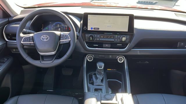 New 2026 Toyota Grand Highlander XLE image 4