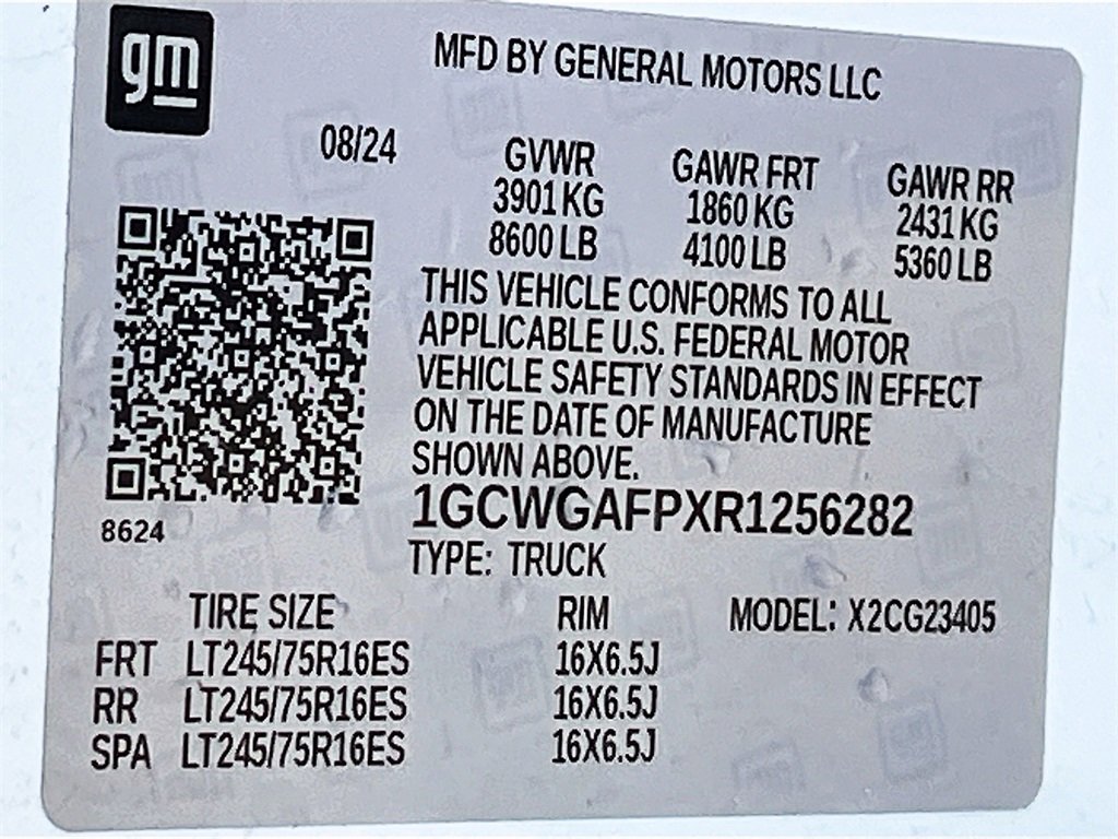 Used 2024 Chevrolet Express 2500 w/ Driver Convenience Package image 26