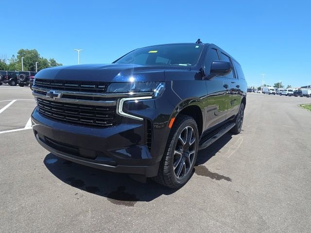 Used 2021 Chevrolet Suburban RST w/ Rear Media and Nav Package AWD/4WD image 2