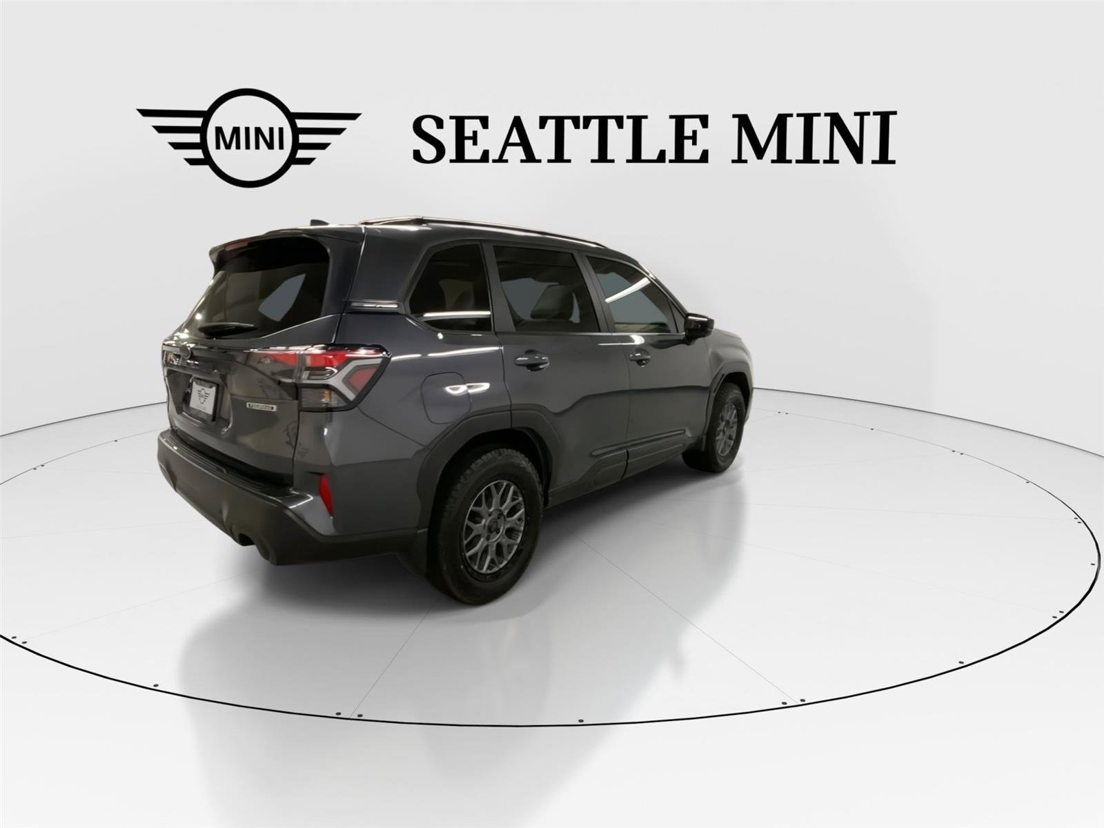 Used 2025 Subaru Forester Touring image 11