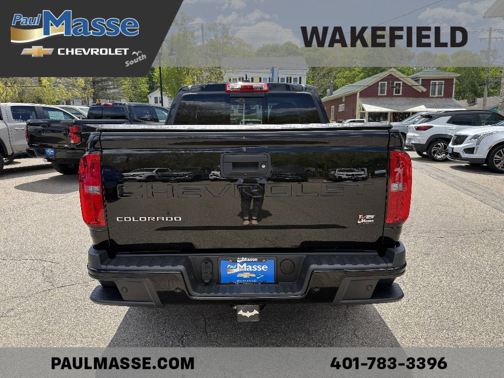 Used 2022 Chevrolet Colorado Z71 w/ Z71 Midnight Edition AWD/4WD image 5