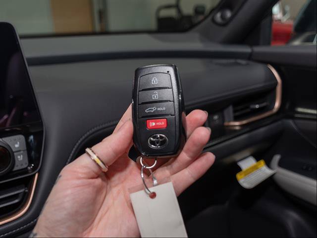 New 2026 Toyota Grand Highlander AWD Hybrid image 16