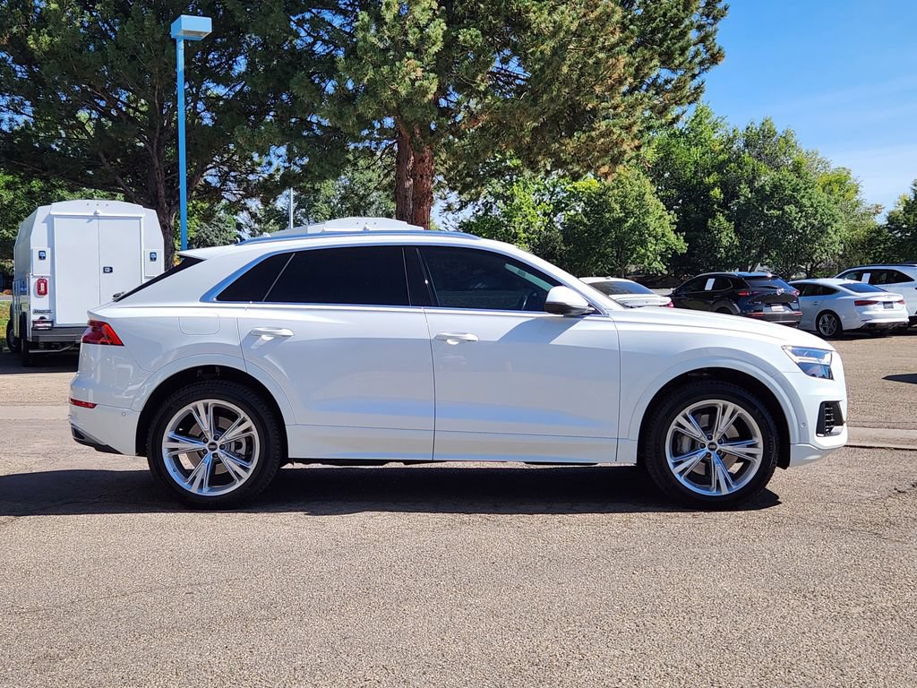 Used 2022 Audi Q8 Premium Plus AWD/4WD image 2